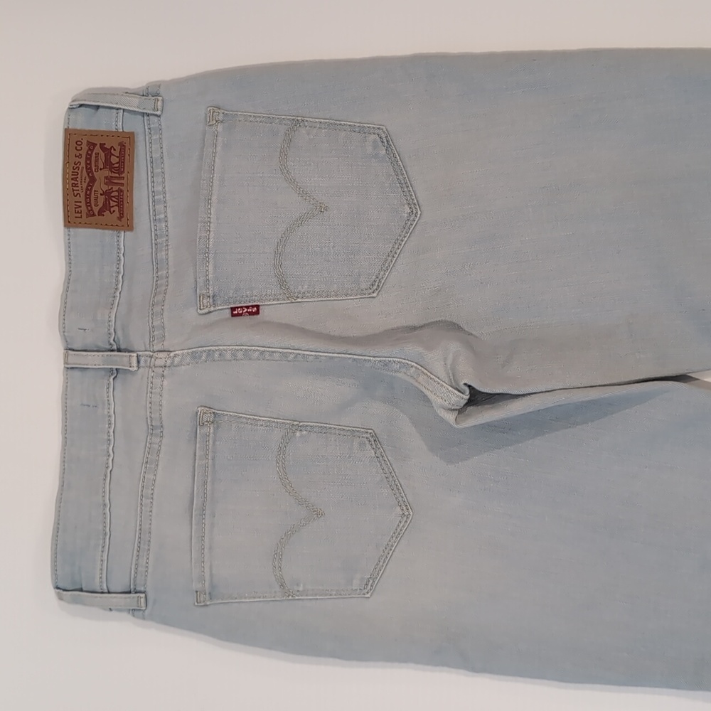 Levi's 711 Amilly Ankle Light Wash Studded Jeans Size 26 - Picture 4 of 12